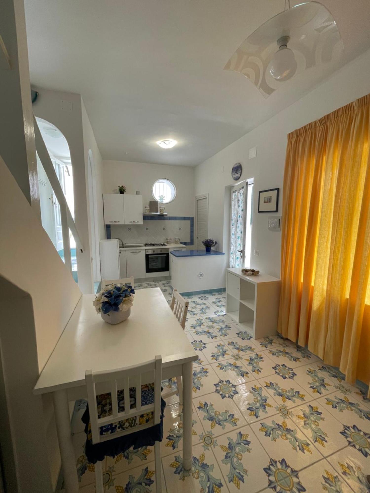 Blue Apartment Forio  Bagian luar foto